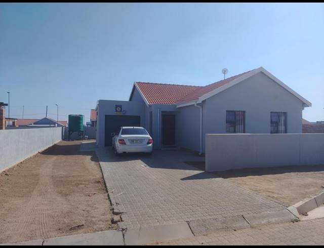 3 BEDROOM HOUSE FOR SALE IN IVY PARK